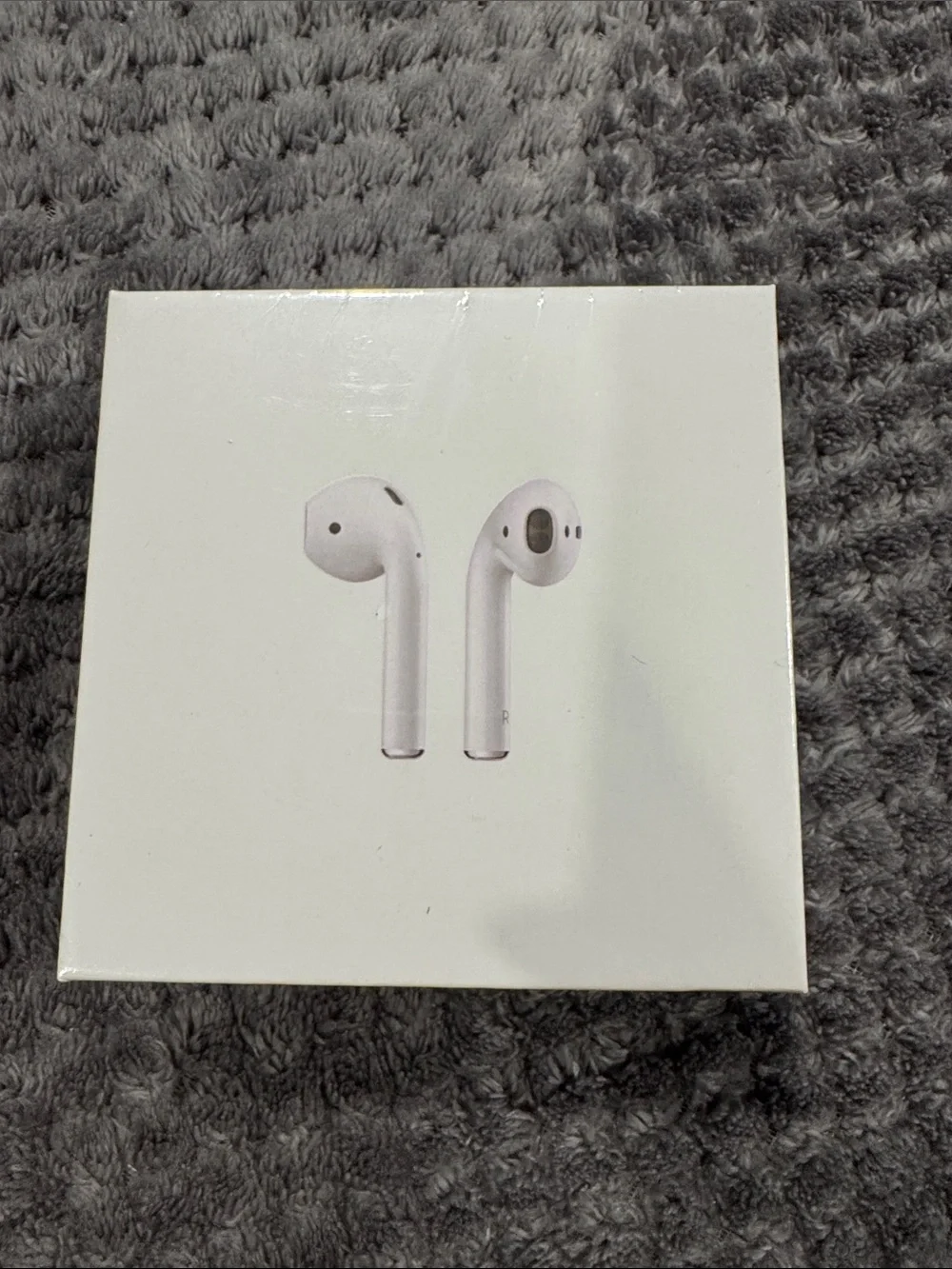 Apple True Wireless Earbuds in White with Charging Case